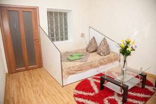Апартаменты Semi-luxury Apartment on Zhukovskogo Street 57 Запорожье Апартаменты-25