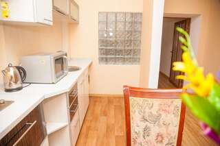 Апартаменты Semi-luxury Apartment on Zhukovskogo Street 57 Запорожье Апартаменты-7